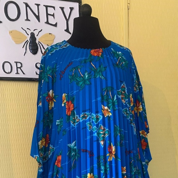 Vintage 1970’s bright blue Hibiscus & Palm trees Hawaiian holiday Muu Muu O/S - Picture 5 of 9